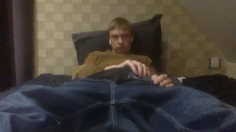 Snapshot of french59121 chatting on 12.14.25 Antoine online show from 12.14.25