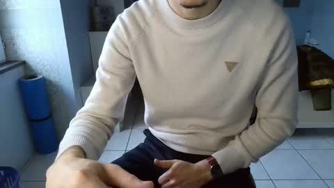 Snapshot of french_666999 chatting on 01.15.25 French 666999 online show from 01.15.25