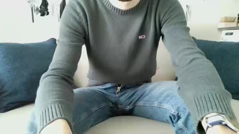 Snapshot of french_666999 chatting on 02.08.25 French 666999 online show from 02.08.25