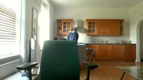 Snapshot of frenchbdmaninlondon chatting on 12.03.24 Horny Paul online show from 12.03.24