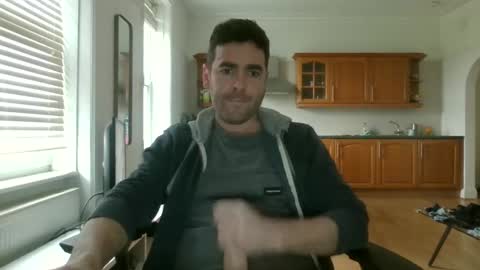 Snapshot of frenchbdmaninlondon chatting on 12.29.24 Horny Paul online show from 12.29.24