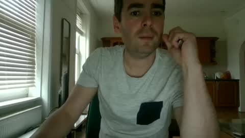 Snapshot of frenchbdmaninlondon chatting on 01.22.25 Horny Paul online show from 01.22.25