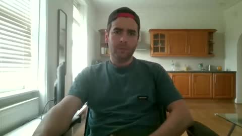 Snapshot of frenchbdmaninlondon chatting on 01.29.25 Horny Paul online show from 01.29.25