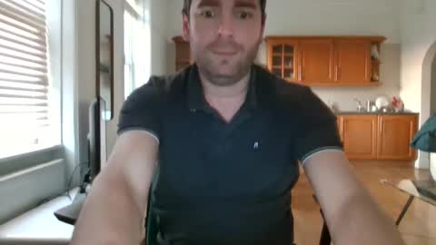 Snapshot of frenchbdmaninlondon chatting on 03.05.25 Horny Paul online show from 03.05.25