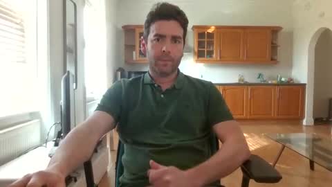 Snapshot of frenchbdmaninlondon chatting on 03.12.25 Horny Paul online show from 03.12.25