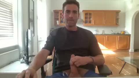 Snapshot of frenchbdmaninlondon chatting on 09.16.25 Horny Paul online show from 09.16.25