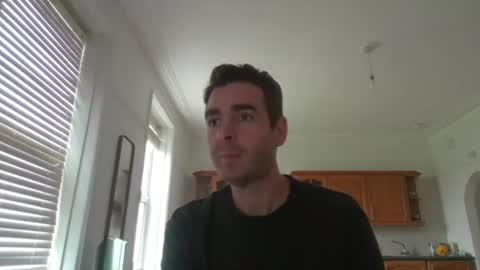 Snapshot of frenchbdmaninlondon chatting on 09.18.25 Horny Paul online show from 09.18.25