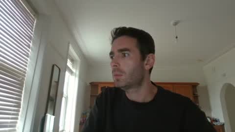 Snapshot of frenchbdmaninlondon chatting on 09.26.25 Horny Paul online show from 09.26.25