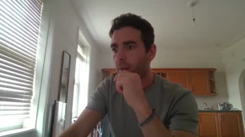 Snapshot of frenchbdmaninlondon chatting on 10.01.25 Horny Paul online show from 10.01.25