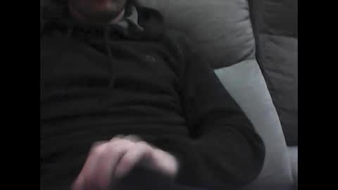 Snapshot of frencheeboy chatting on 12.21.25 frencheeboy online show from 12.21.25