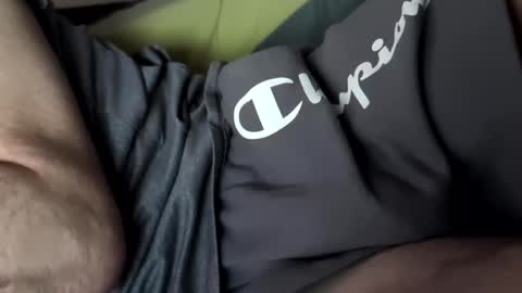 Snapshot of frenchymontreal chatting on 11.01.25 frenchymontreal online show from 11.01.25