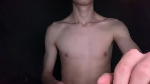 Snapshot of freshandready2007 chatting on 10.02.25 edward online show from 10.02.25