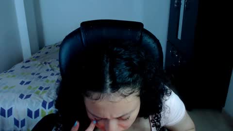 Louise  online show from 03.06.25