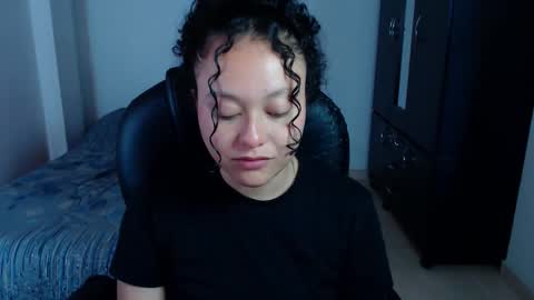 Louise  online show from 10.10.25