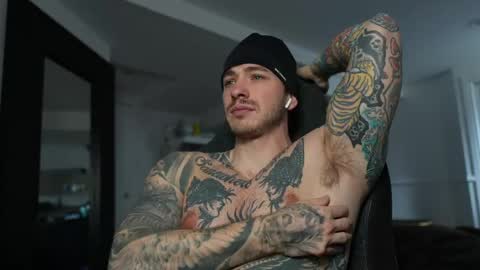 Snapshot of frewfun chatting on 04.11.26 cameron online show from 04.11.26