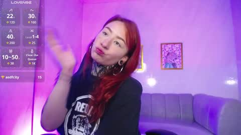 Snapshot of freya_b chatting on 02.03.25 freya online show from 02.03.25