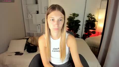 Laura online show from 07.08.26
