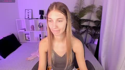 Laura online show from 07.15.26
