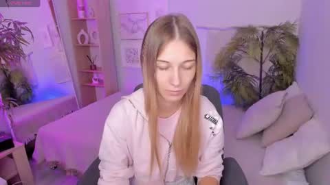 Laura online show from 07.20.26