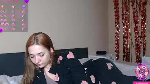 FreyaOliver online show from 04.20.26