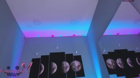 Snapshot of freyazimmerman_ chatting on 11.02.25 Pau. online show from 11.02.25