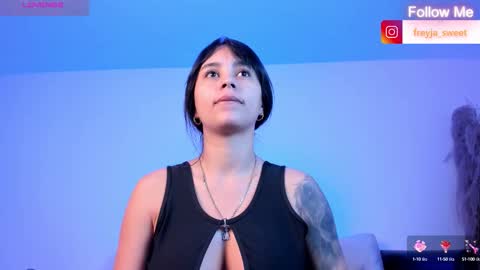 Snapshot of freyja_sweet_ chatting on 09.23.25 Freyja Sweet online show from 09.23.25