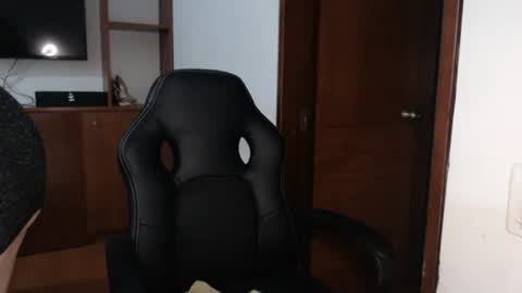 FREYJA LOREN online show from 10.07.25