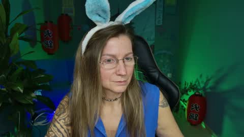 Frida Tander online show from 12.31.24