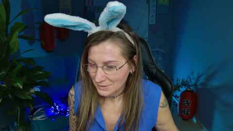 Frida Tander online show from 12.31.24