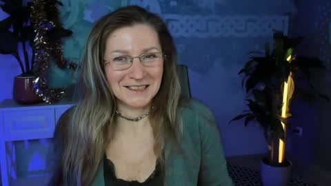 Frida Tander online show from 01.15.25