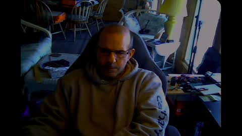 Snapshot of friendlykevn chatting on 12.25.24 friendlykevn online show from 12.25.24