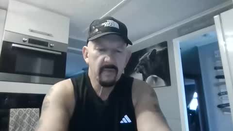 Snapshot of friskyneedsum chatting on 11.24.25 bob online show from 11.24.25