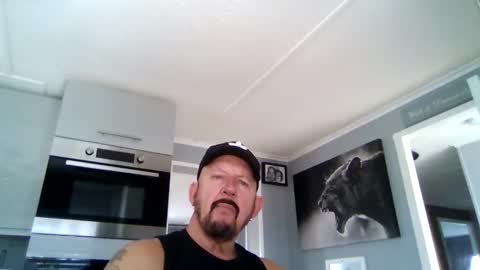 Snapshot of friskyneedsum chatting on 03.03.26 bob online show from 03.03.26