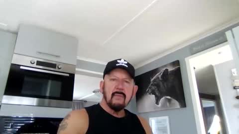 Snapshot of friskyneedsum chatting on 03.04.26 bob online show from 03.04.26