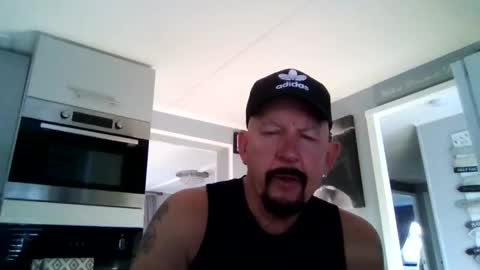 Snapshot of friskyneedsum chatting on 03.19.26 bob online show from 03.19.26