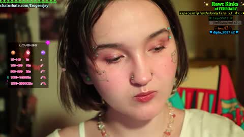 Snapshot of frogessjay chatting on 02.25.26 Jaywise Frogfoot online show from 02.25.26