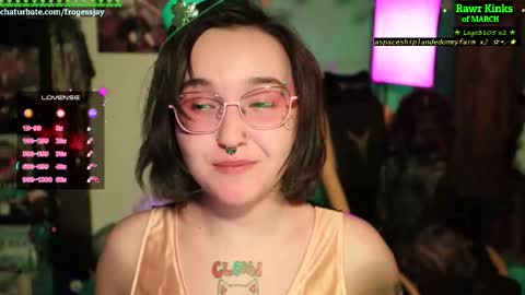 Snapshot of frogessjay chatting on 03.17.26 Jaywise Frogfoot online show from 03.17.26