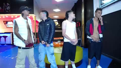 THOMAS AND DAMIAND online show from 03.10.25