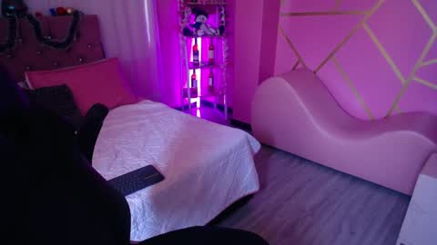 Snapshot of frreeya chatting on 01.08.25 frreeya online show from 01.08.25