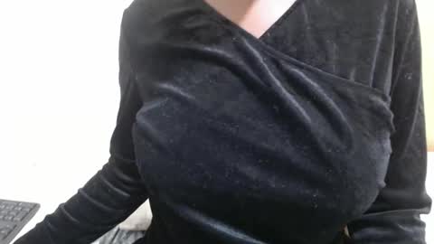 fruity28 online show from 11.16.25