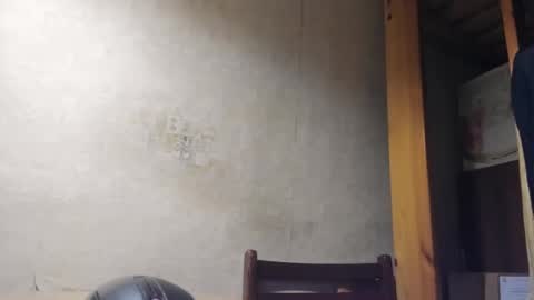 Snapshot of frumcake chatting on 01.12.25 FrumCake online show from 01.12.25