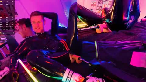 Snapshot of fuc71 chatting on 12.30.24 fuc71 online show from 12.30.24