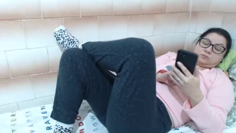 Snapshot of fuck_my_face chatting on 01.17.25 Ella online show from 01.17.25