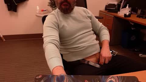 Snapshot of fuckadilf chatting on 12.23.24 fuckadilf online show from 12.23.24
