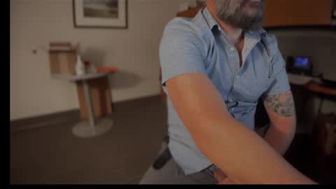 Snapshot of fuckadilf chatting on 01.16.25 fuckadilf online show from 01.16.25