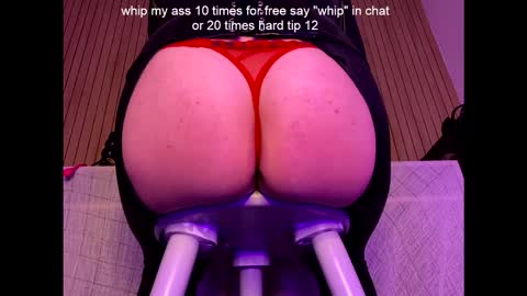 Snapshot of fuckboii234 chatting on 11.16.25 Fboii online show from 11.16.25