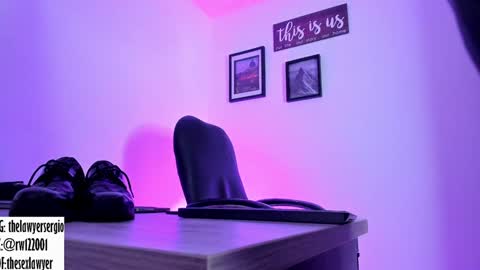 Snapshot of fuckerwate chatting on 12.21.24 SERGIO THE SEX LAWYER online show from 12.21.24