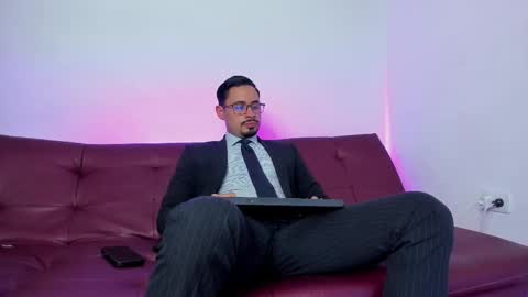 Snapshot of fuckerwate chatting on 09.24.25 SERGIO THE SEX LAWYER online show from 09.24.25