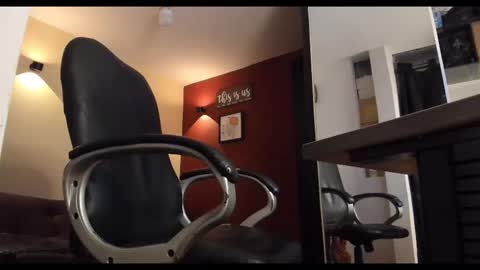 Snapshot of fuckerwate chatting on 11.19.25 SERGIO THE SEX LAWYER online show from 11.19.25