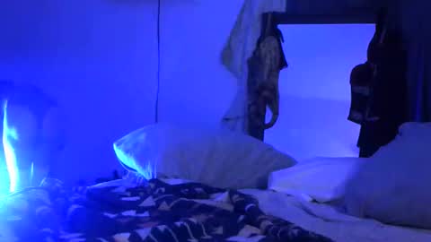 Snapshot of fuckery101cpl chatting on 11.13.25 fuckery101cpl online show from 11.13.25